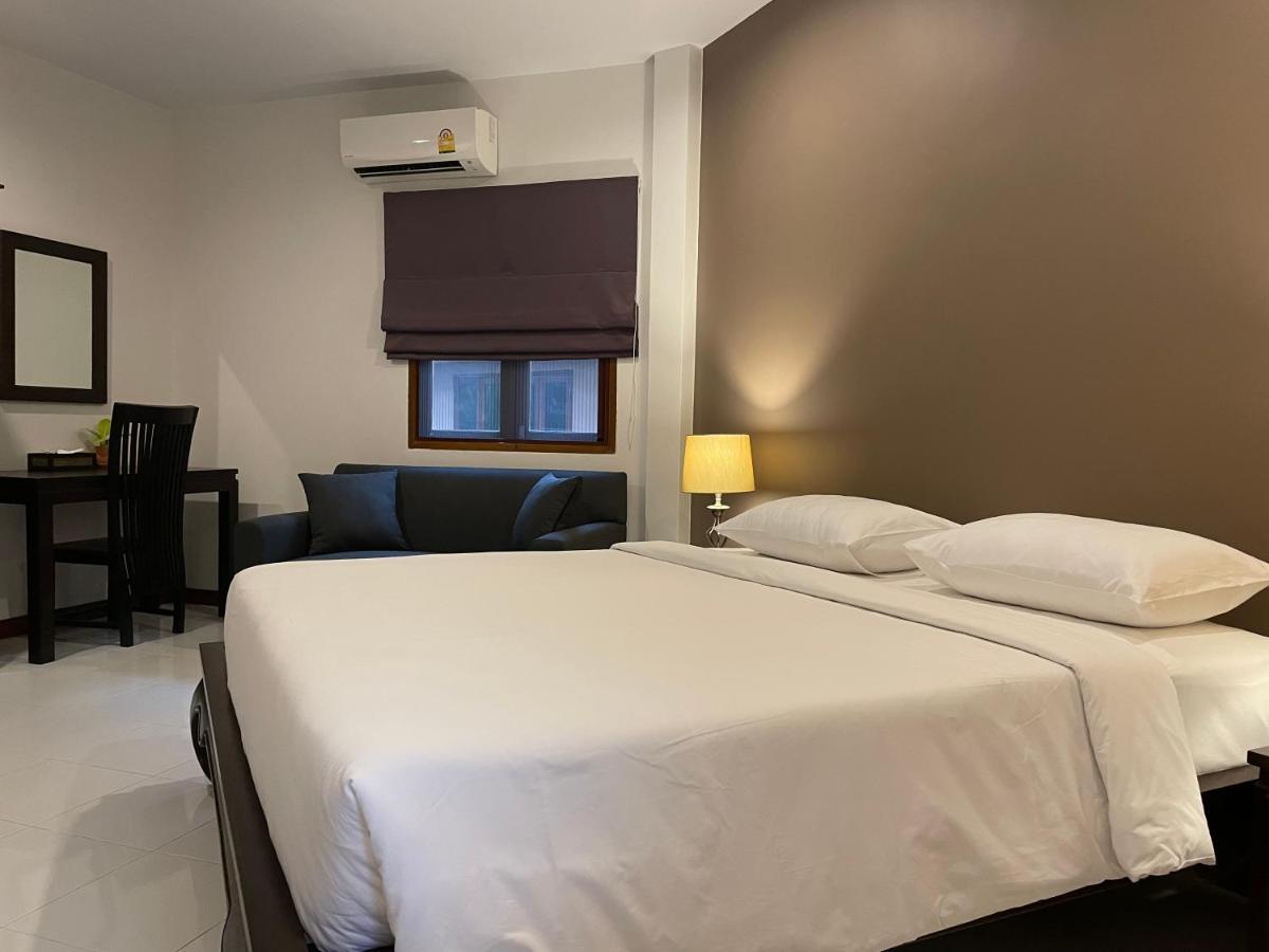 The Pace Phuket Boutique Resort Rawai Exterior photo